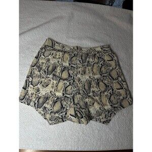 The impeccable pig snake skin print skort size S